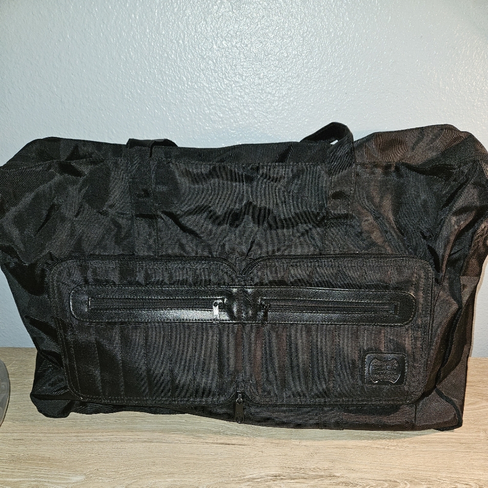 American Tourister Travel Bag/Pouch
